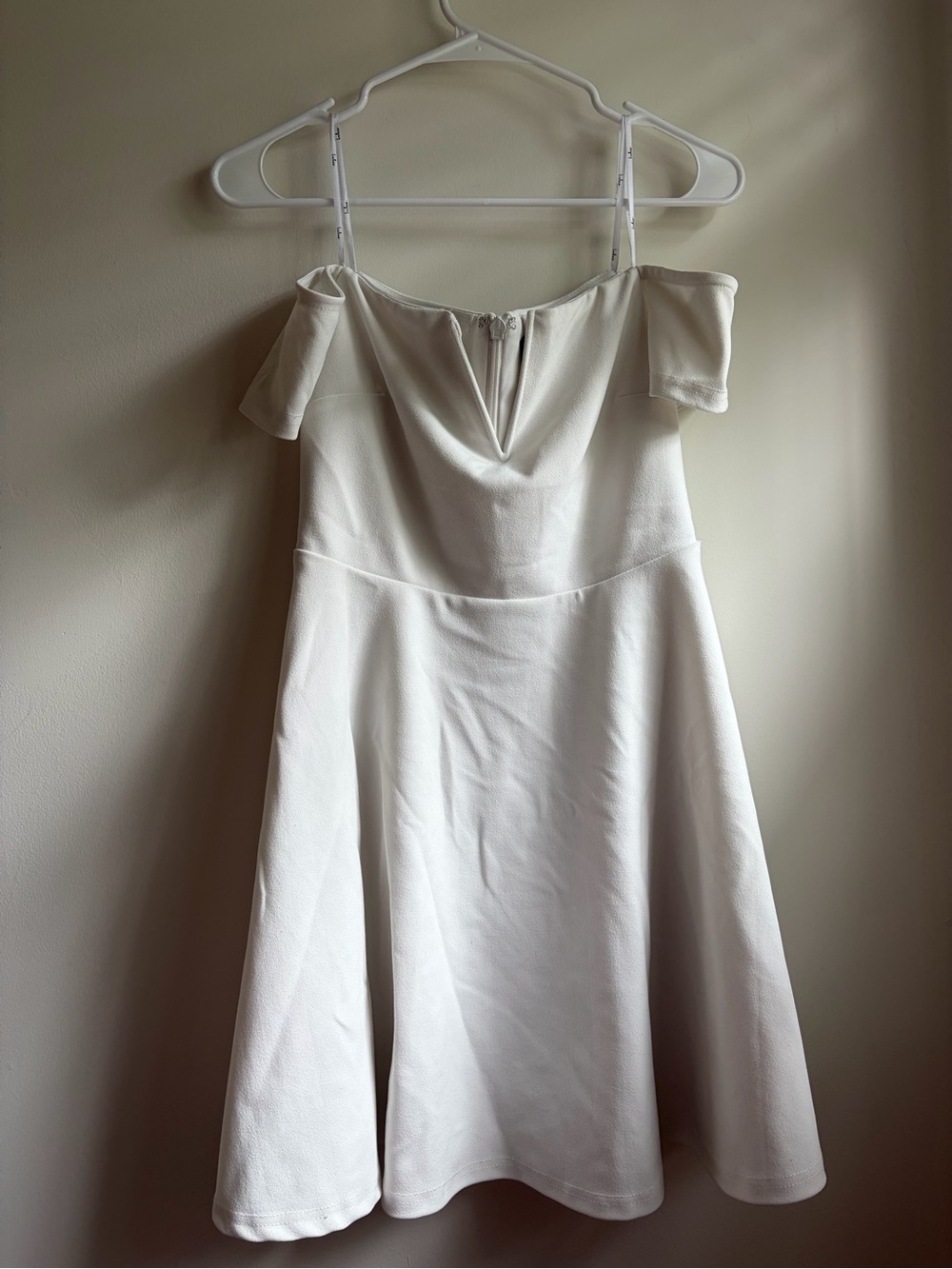 Lulu’s White Off Shoulder Fit Flare Wedding Cocktail Marilyn Monroe Mini Dress